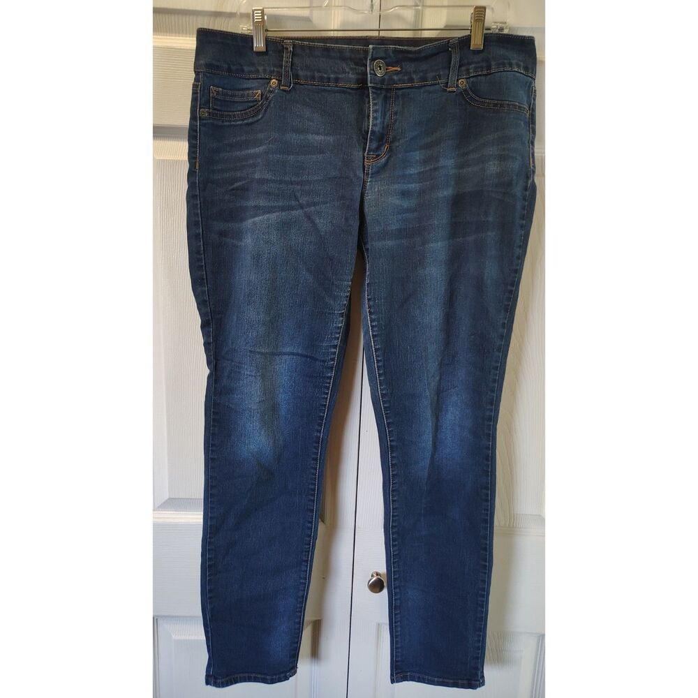 Maurices Skinny Jeans Women's XL Short Dark Wash Stretch Denim Mid Rise